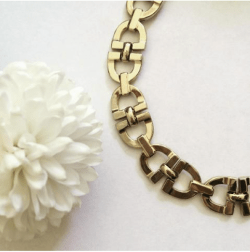 1970s-vintage-monet-goldtone-necklace