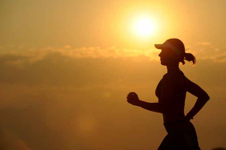woman training for marathon and long distance running