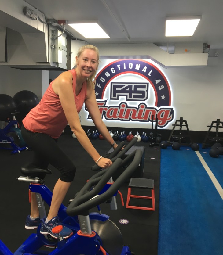 Aussie Mum Nakia Gordon exercising at F45 fitness