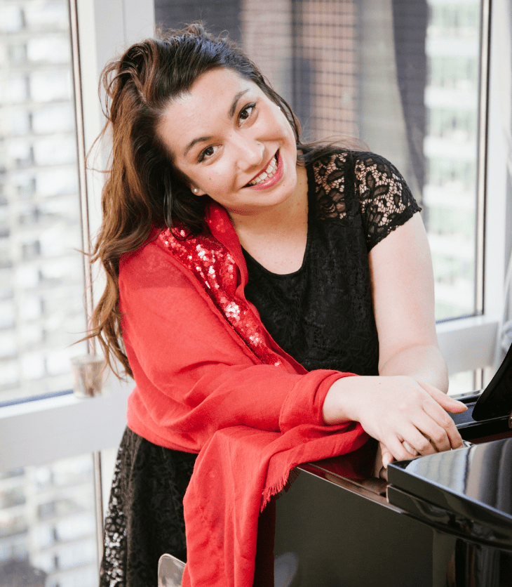 cabaret artist Analisa Bell in New Yor City with red shawl