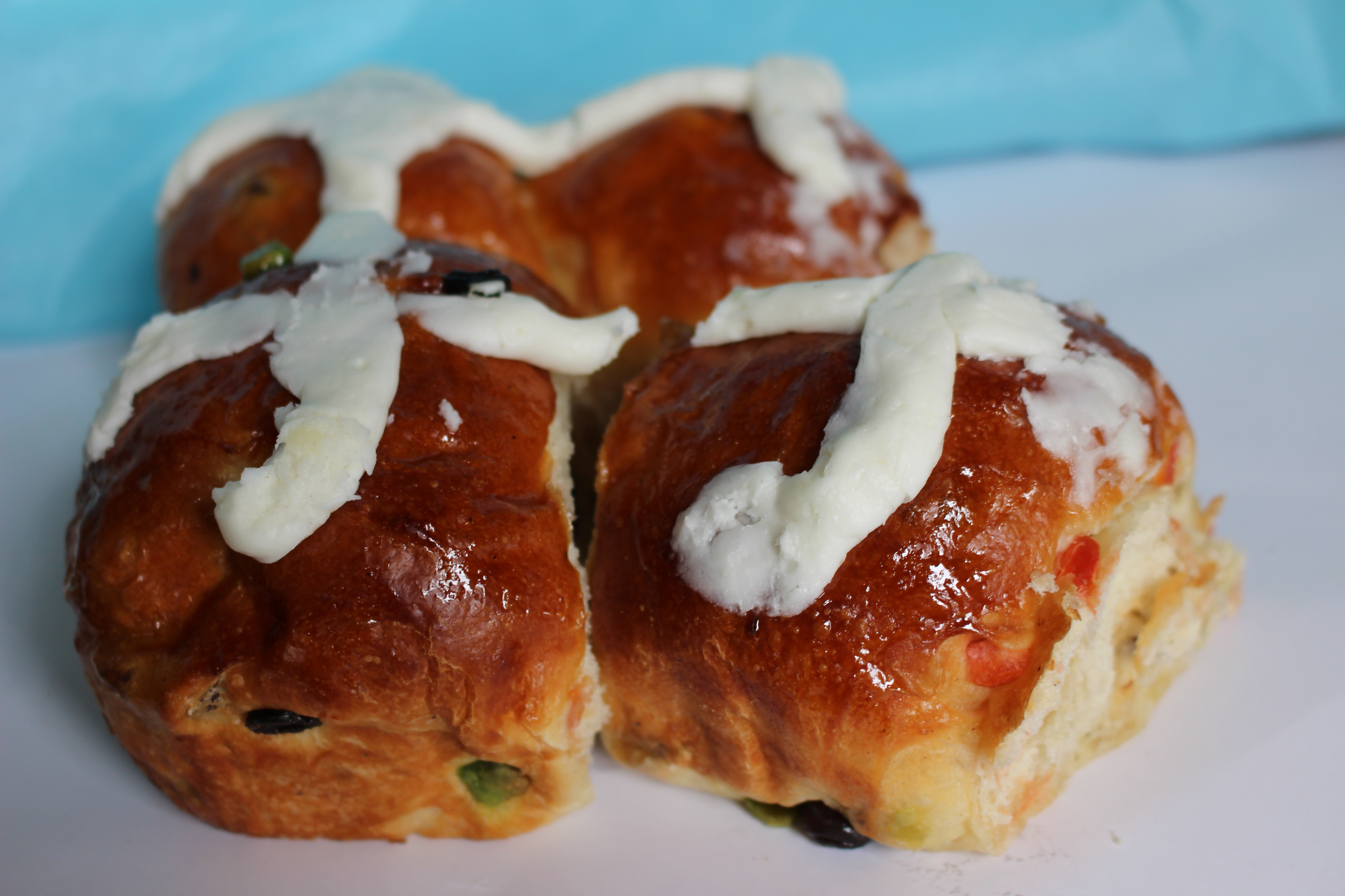 hot cross buns on a plate