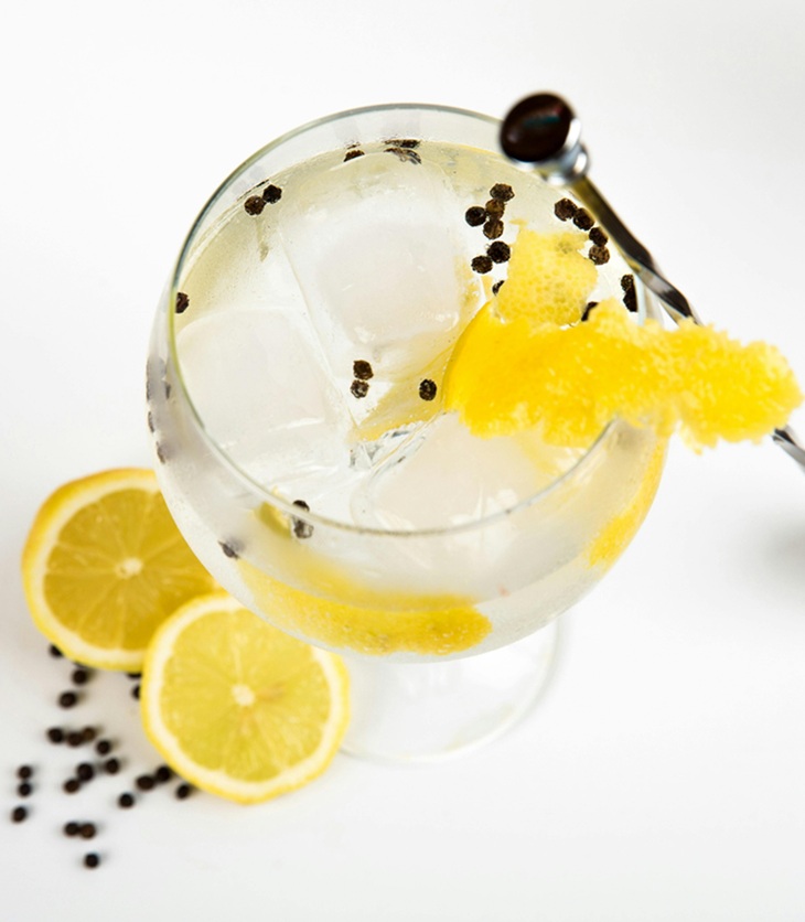 Non-alcoholic cocktail